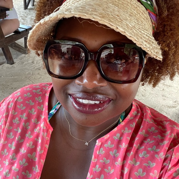 Meet your Posher, Helen - Picture 5 of 6